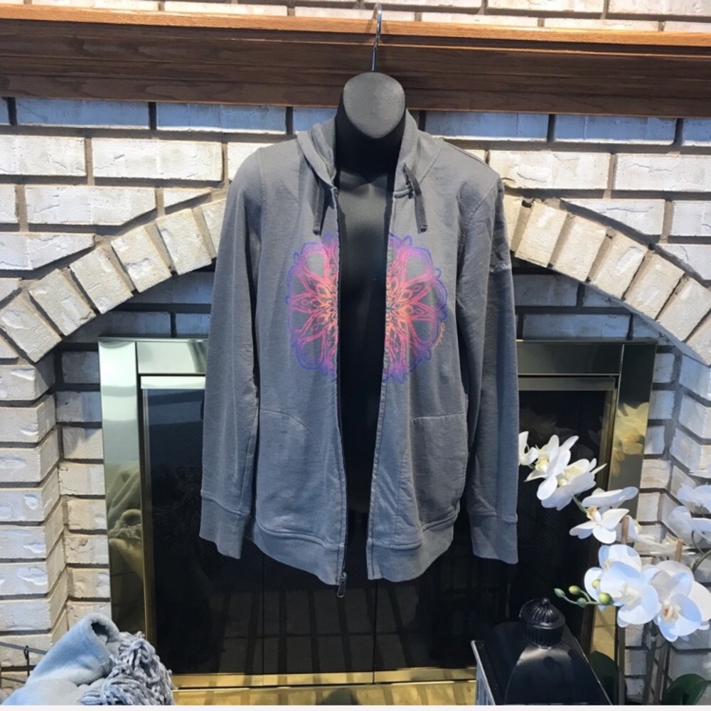 Columbia sweater for women size M, used